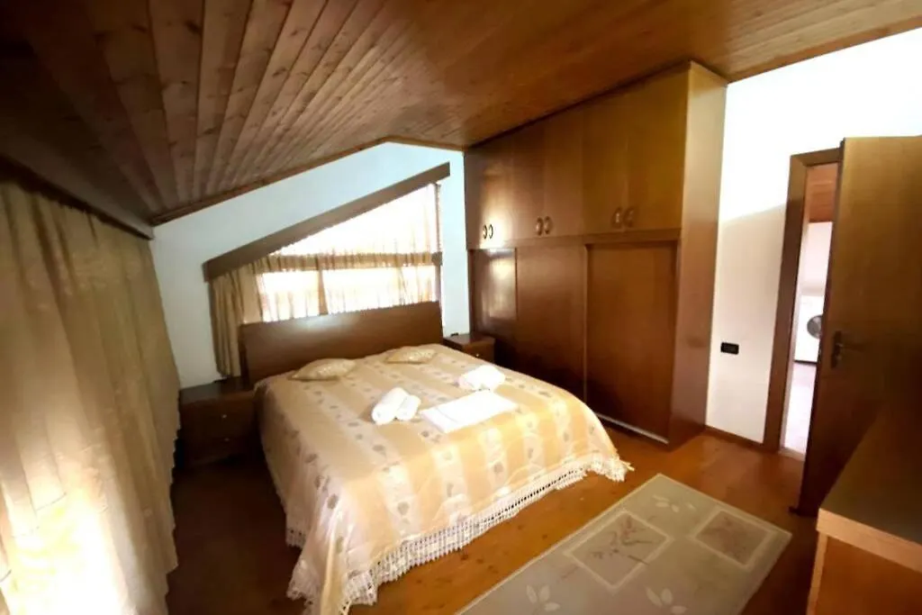Vila Lumja Tirana Lägenhet