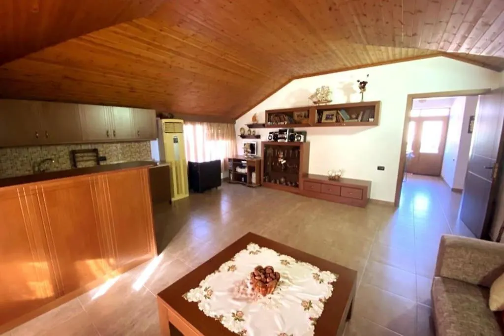 Vila Lumja Tirana